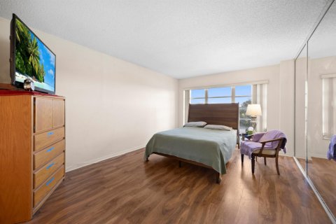 Condominio en venta en Coral Springs, Florida, 2 dormitorios, 116.13 m2 № 2172808 - foto 6