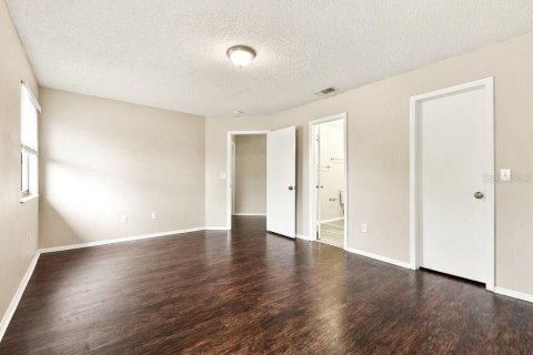 House in Lake Mary, Florida 3 bedrooms, 154.22 sq.m. № 2389134 - photo 10