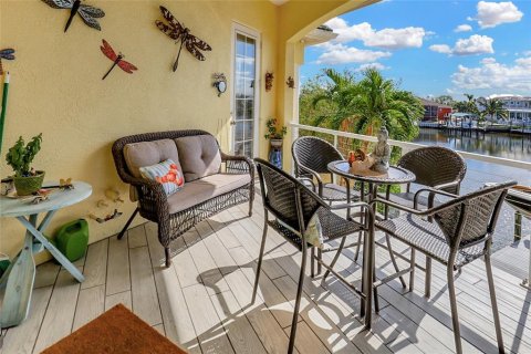 Casa en venta en Apollo Beach, Florida, 4 dormitorios, 230.12 m2 № 1567276 - foto 30