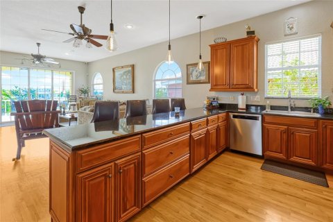 Casa en venta en Apollo Beach, Florida, 4 dormitorios, 230.12 m2 № 1567276 - foto 21