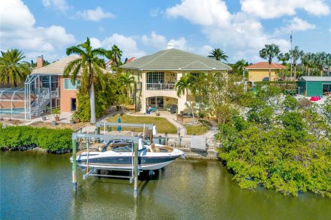 Casa en venta en Apollo Beach, Florida, 4 dormitorios, 230.12 m2 № 1567276 - foto 5