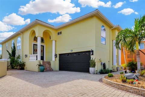 Casa en venta en Apollo Beach, Florida, 4 dormitorios, 230.12 m2 № 1567276 - foto 1