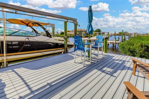 Casa en venta en Apollo Beach, Florida, 4 dormitorios, 230.12 m2 № 1567276 - foto 7