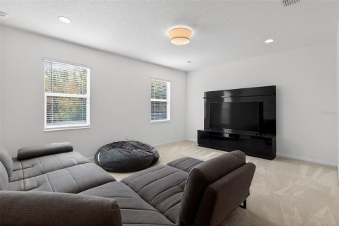 House in Kissimmee, Florida 6 bedrooms, 320.61 sq.m. № 2142049 - photo 26
