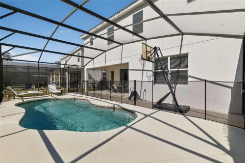 House in Kissimmee, Florida 6 bedrooms, 320.61 sq.m. № 2142049 - photo 5