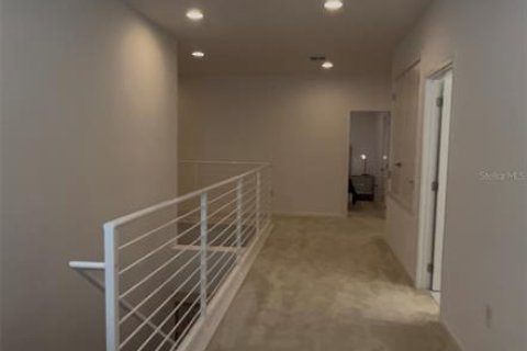 House in Kissimmee, Florida 6 bedrooms, 320.61 sq.m. № 2142049 - photo 17
