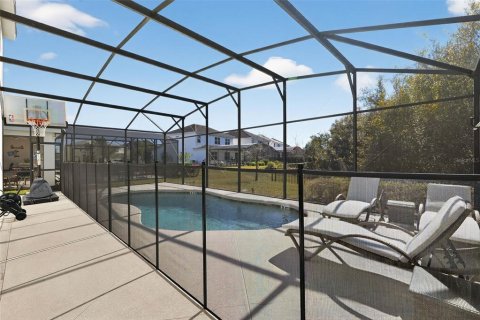 House in Kissimmee, Florida 6 bedrooms, 320.61 sq.m. № 2142049 - photo 11