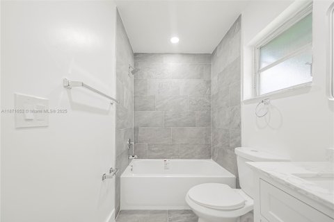 House in Boynton Beach, Florida 3 bedrooms, 150.87 sq.m. № 1947323 - photo 26