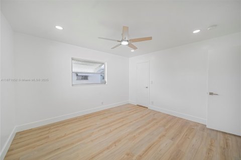 House in Boynton Beach, Florida 3 bedrooms, 150.87 sq.m. № 1947323 - photo 29