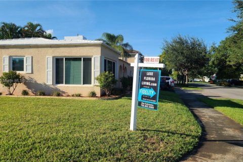 Villa ou maison à louer à Fort Lauderdale, Floride: 3 chambres, 120.77 m2 № 1920602 - photo 21