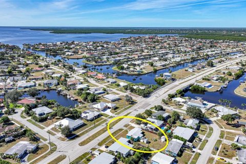 Villa ou maison à vendre à Port Charlotte, Floride: 2 chambres, 110.18 m2 № 2143758 - photo 28