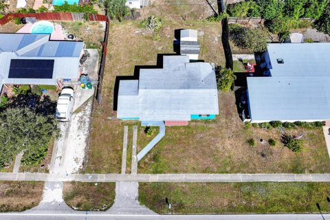 Villa ou maison à vendre à Port Charlotte, Floride: 2 chambres, 110.18 m2 № 2143758 - photo 27