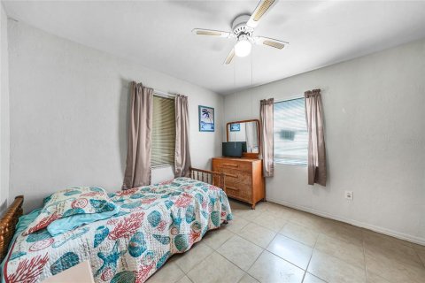 Villa ou maison à vendre à Port Charlotte, Floride: 2 chambres, 110.18 m2 № 2143758 - photo 21