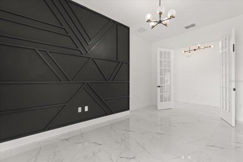 House in Montverde, Florida 4 bedrooms, 313.64 sq.m. № 1719680 - photo 24