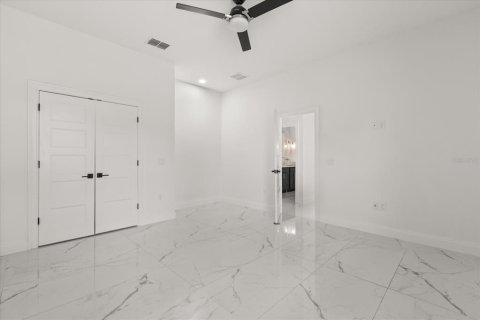House in Montverde, Florida 4 bedrooms, 313.64 sq.m. № 1719680 - photo 18