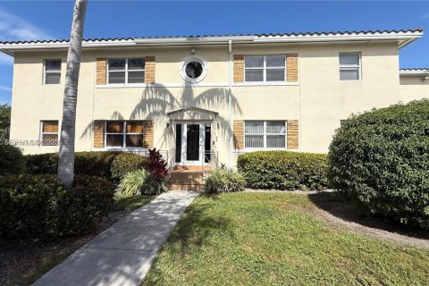 Condominio en venta en Miami Shores, Florida, 1 dormitorio, 62.43 m2 № 1992062 - foto 6
