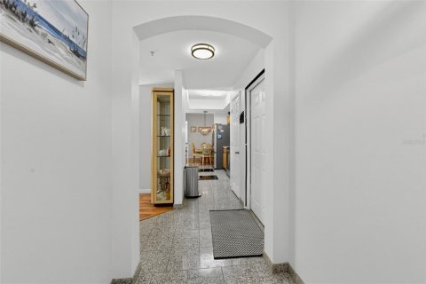 Copropriété à louer à Sarasota, Floride: 3 chambres, 144.83 m2 № 2436750 - photo 5