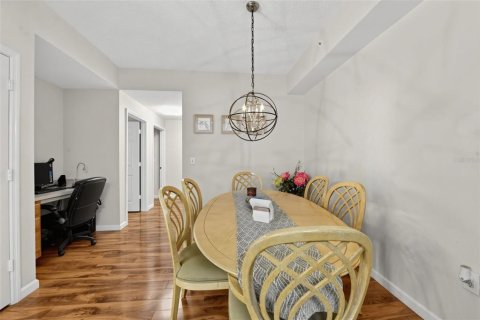 Copropriété à louer à Sarasota, Floride: 3 chambres, 144.83 m2 № 2436750 - photo 13
