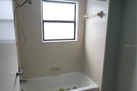Condominio en alquiler en Apopka, Florida, 3 dormitorios, 169.83 m2 № 1908871 - foto 13