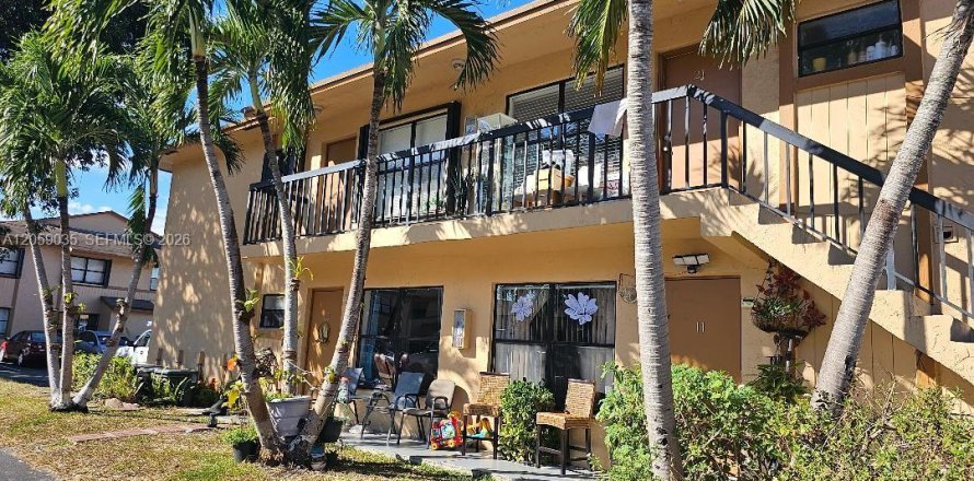 Condo à Hialeah, Floride, 2 chambres № 2169061