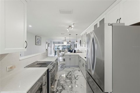 Casa en venta en Saint Petersburg, Florida, 2 dormitorios, 153.29 m2 № 2155771 - foto 15