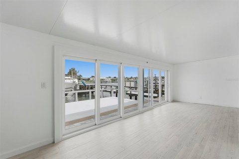 Casa en venta en Saint Petersburg, Florida, 2 dormitorios, 153.29 m2 № 2155771 - foto 30