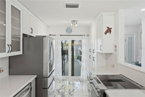 Casa en venta en Saint Petersburg, Florida, 2 dormitorios, 153.29 m2 № 2155771 - foto 11
