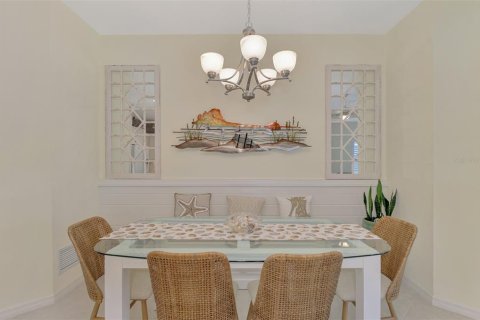 House in Venice, Florida 2 bedrooms, 140.93 sq.m. № 1723068 - photo 16