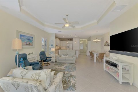 House in Venice, Florida 2 bedrooms, 140.93 sq.m. № 1723068 - photo 20