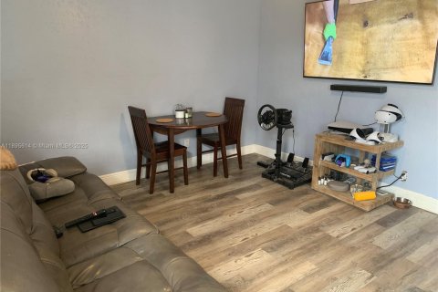 Condominio en venta en Davie, Florida, 2 dormitorios, 107.77 m2 № 2015880 - foto 3