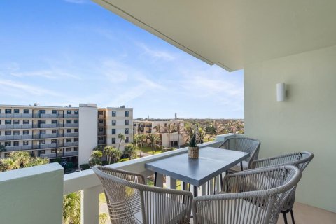 Copropriété à vendre à Vero Beach, Floride: 2 chambres, 116.13 m2 № 2146152 - photo 16