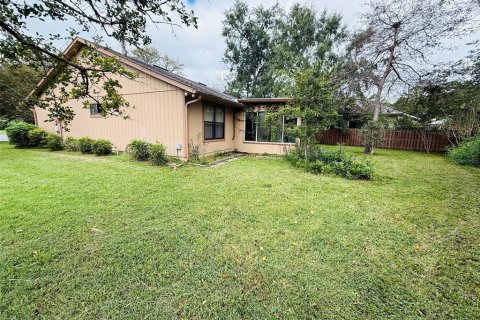 Villa ou maison à vendre à Gainesville, Floride: 3 chambres, 173.45 m2 № 2389177 - photo 30