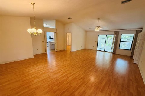 Villa ou maison à vendre à Gainesville, Floride: 3 chambres, 173.45 m2 № 2389177 - photo 4