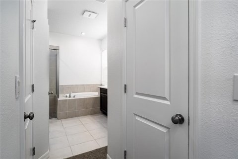 Casa en venta en Palmetto, Florida, 4 dormitorios, 243.78 m2 № 2221733 - foto 11