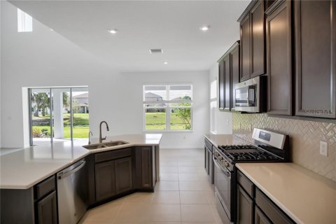 Casa en venta en Palmetto, Florida, 4 dormitorios, 243.78 m2 № 2221733 - foto 6