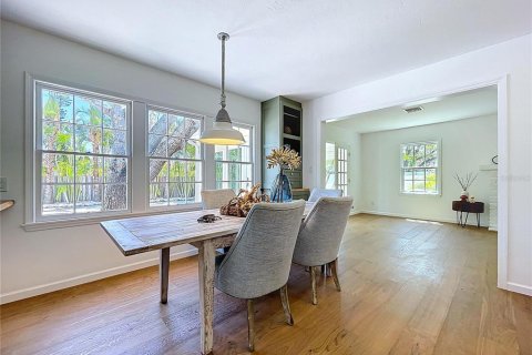 Купить виллу или дом в Сарасота, Флорида 7 комнат, 213.12м2, № 1732396 - фото 30