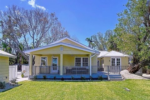 Купить виллу или дом в Сарасота, Флорида 7 комнат, 213.12м2, № 1732396 - фото 8