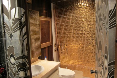 Снять в аренду кондоминиум в Холливуд, Флорида 1 спальня, 125.42м2, № 1958063 - фото 7