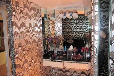 Снять в аренду кондоминиум в Холливуд, Флорида 1 спальня, 125.42м2, № 1958063 - фото 8