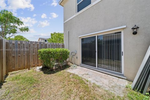 Touwnhouse à louer à Florida City, Floride: 3 chambres, 118.17 m2 № 2242484 - photo 19