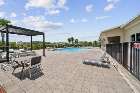 Touwnhouse à louer à Florida City, Floride: 3 chambres, 118.17 m2 № 2242484 - photo 22