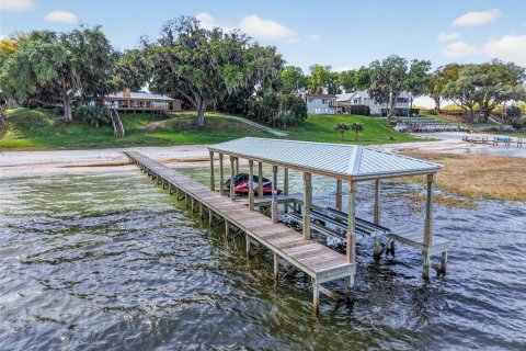 Villa ou maison à Weirsdale, Floride 4 chambres, 340.12 m2 № 2330882