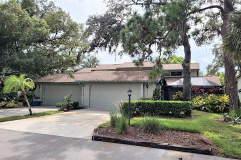 Villa ou maison à vendre à Sarasota, Floride: 3 chambres, 223.89 m2 № 2410480 - photo 2