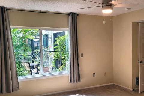 Villa ou maison à vendre à Sarasota, Floride: 3 chambres, 223.89 m2 № 2410480 - photo 21