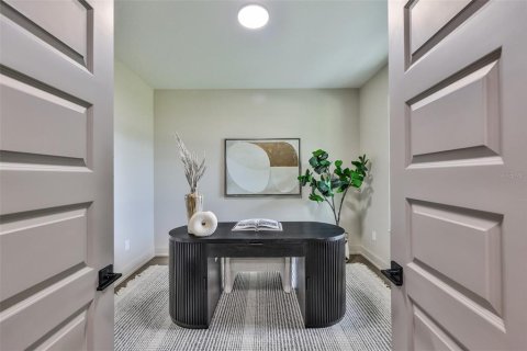 Casa en venta en Tampa, Florida, 5 dormitorios, 296.92 m2 № 1910916 - foto 12