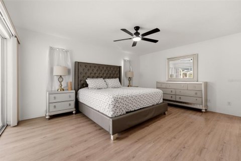 House in North Port, Florida 3 bedrooms, 133.59 sq.m. № 2325179 - photo 25