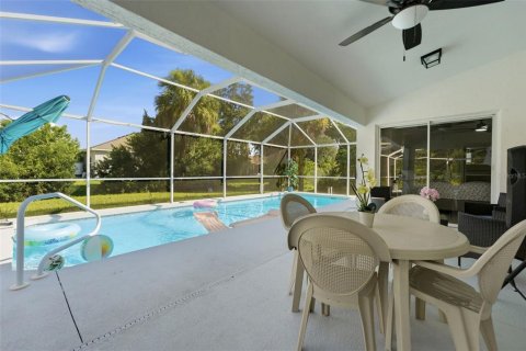 House in North Port, Florida 3 bedrooms, 133.59 sq.m. № 2325179 - photo 16