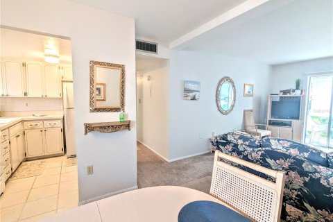 Condo in Bradenton, Florida, 2 bedrooms  № 1531488 - photo 7