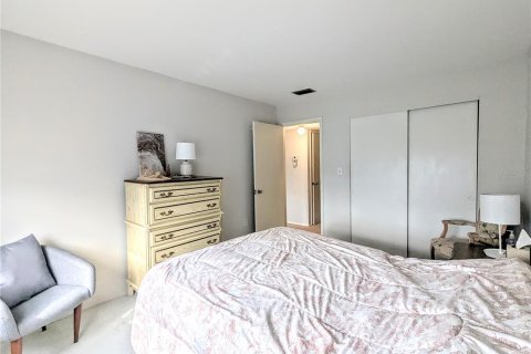 Condo in Bradenton, Florida, 2 bedrooms  № 1531488 - photo 20