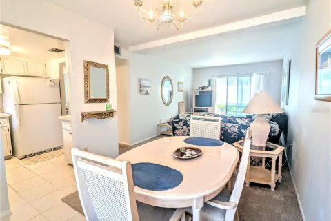 Condo in Bradenton, Florida, 2 bedrooms  № 1531488 - photo 6